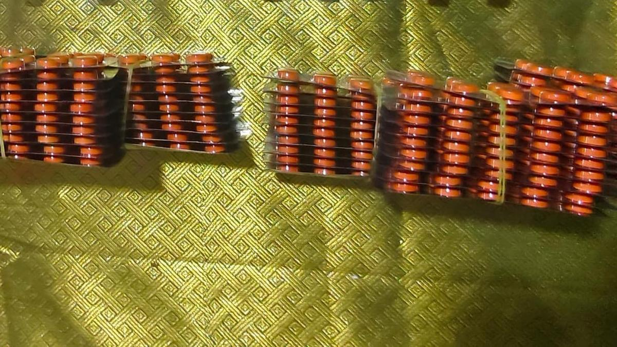Three persons arrested for possession of 600 narcotic tablets in Arakkonam